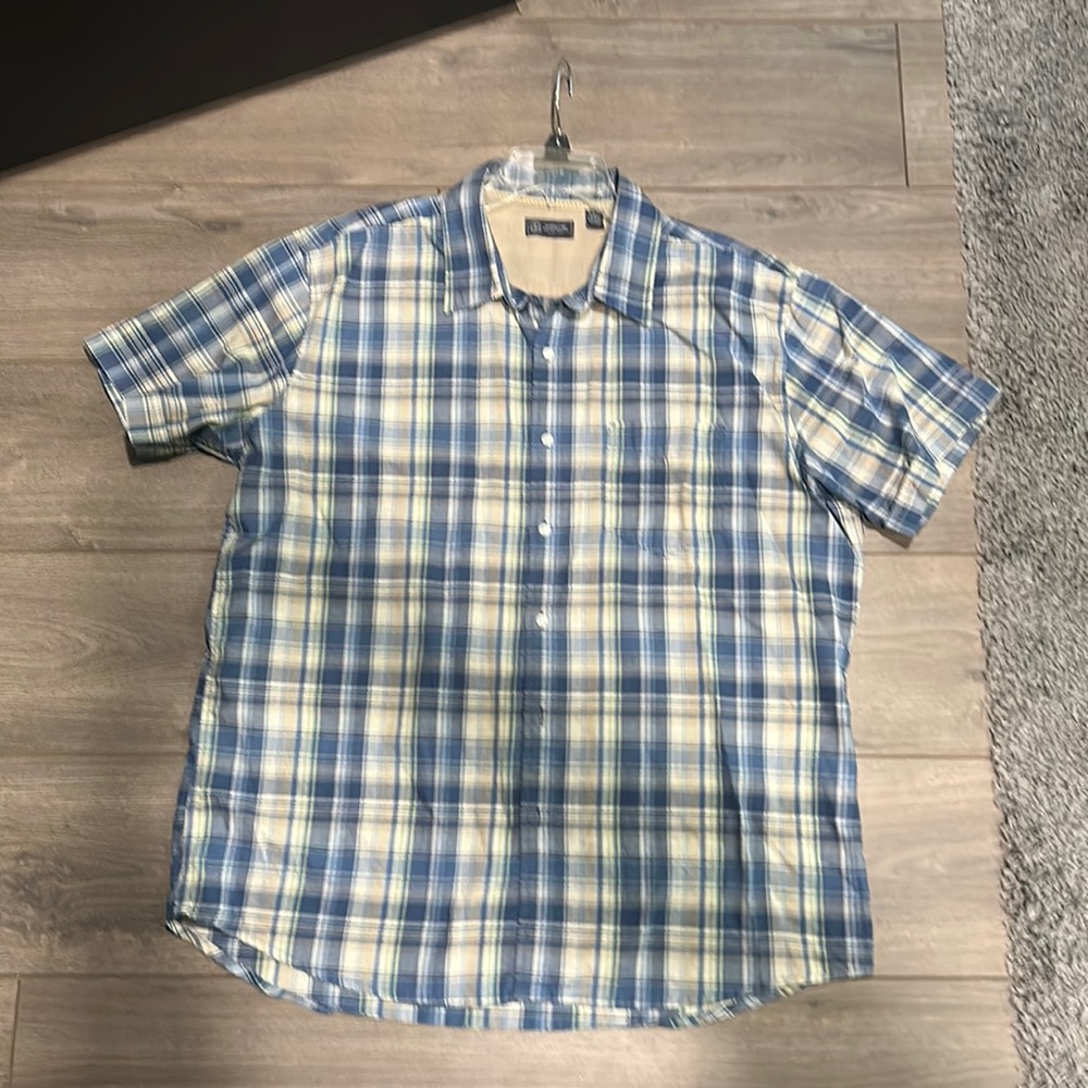 Short Sleeve button down